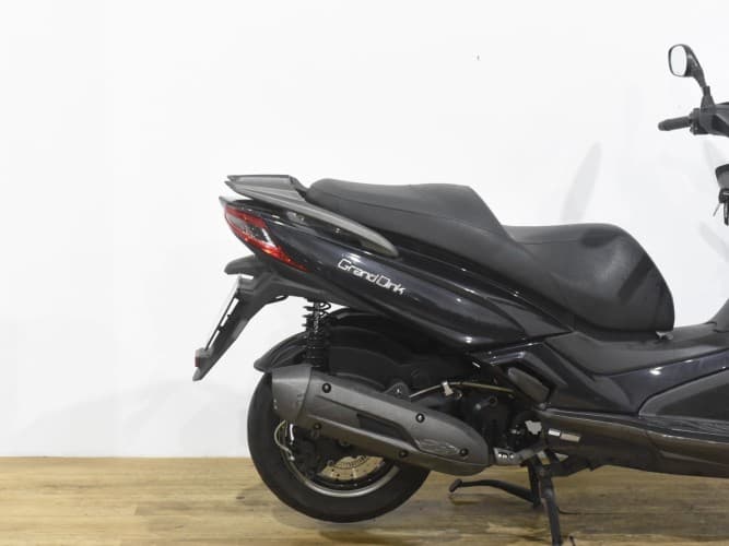 Comprar KYMCO GRAND DINK 125 2017 de segunda mano KYMCO GRAND DINK 125 2017 de segunda mano
