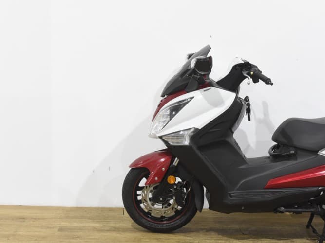 Comprar SYM JOYMAX 125 2018 de segunda mano SYM JOYMAX 125 2018 de segunda mano