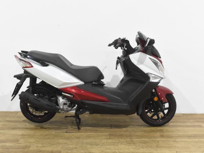 Comprar SYM JOYMAX 125 2018 de segunda mano SYM JOYMAX 125 2018 de segunda mano