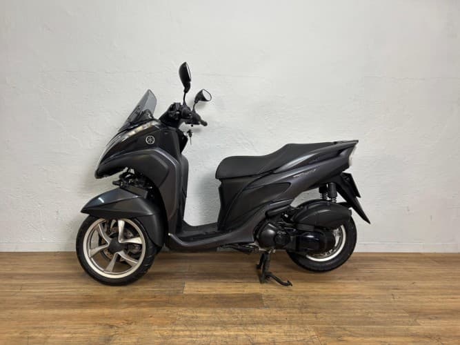 Comprar YAMAHA TRICITY 125 2016 de segunda mano YAMAHA TRICITY 125 2016 de segunda mano