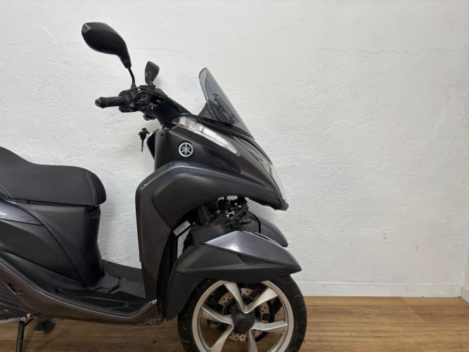 Comprar YAMAHA TRICITY 125 2016 de segunda mano YAMAHA TRICITY 125 2016 de segunda mano