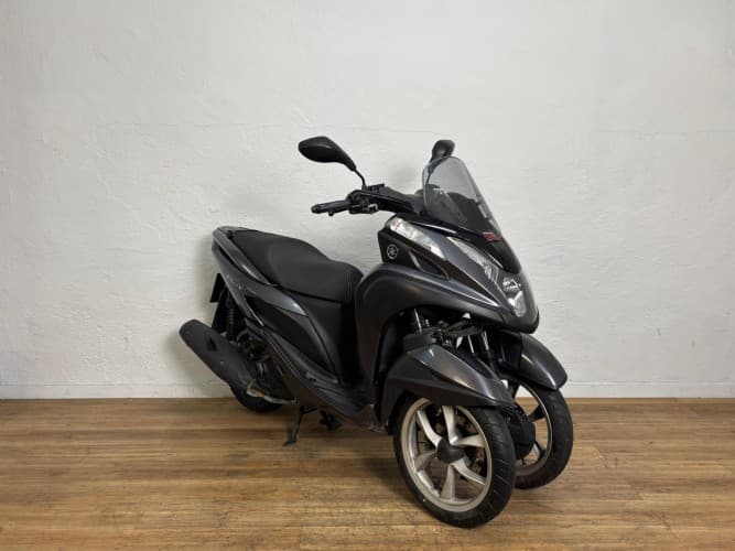 Comprar YAMAHA TRICITY 125 2016 de segunda mano YAMAHA TRICITY 125 2016 de segunda mano
