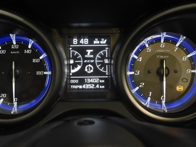 Comprar YAMAHA TMAX 560 TECH MAX 2020 de segunda mano YAMAHA TMAX 560 TECH MAX 2020 de segunda mano