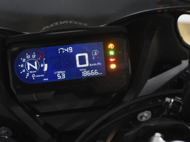 Comprar HONDA CBR 650 R (A) 2022 de segunda mano HONDA CBR 650 R (A) 2022 de segunda mano