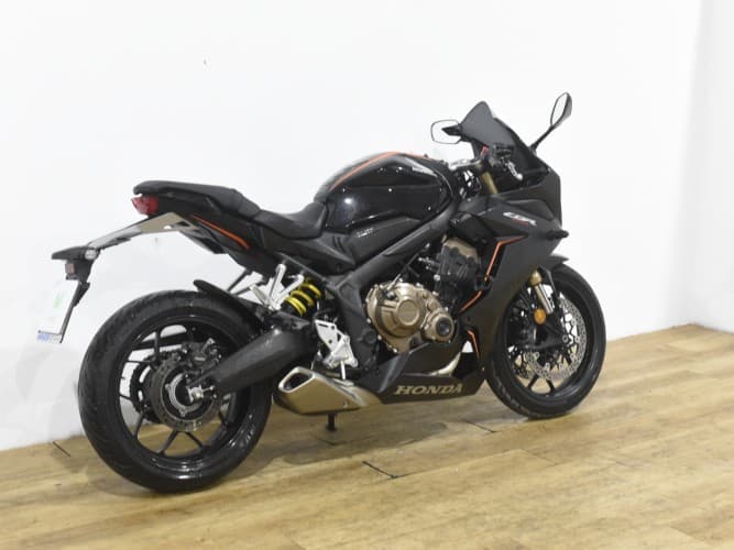 Comprar HONDA CBR 650 R (A) 2022 de segunda mano HONDA CBR 650 R (A) 2022 de segunda mano
