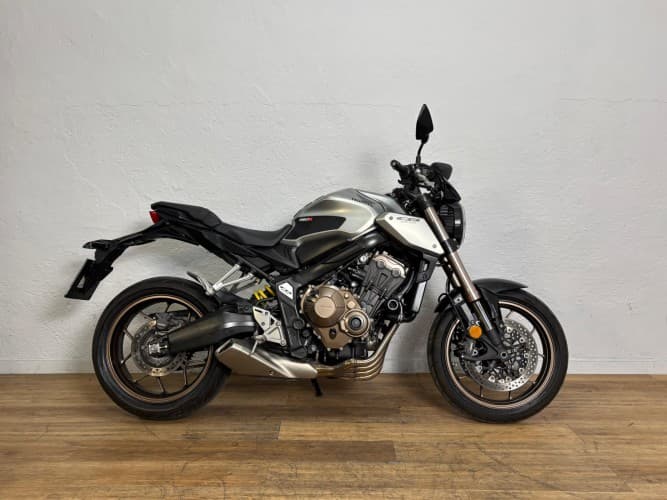 Comprar HONDA CB 650 R (A2) 2019 de segunda mano HONDA CB 650 R (A2) 2019 de segunda mano