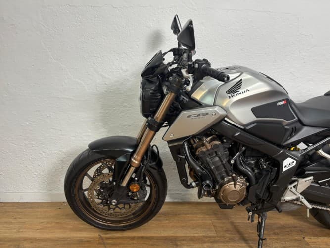 Comprar HONDA CB 650 R (A2) 2019 de segunda mano HONDA CB 650 R (A2) 2019 de segunda mano