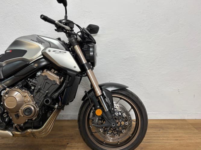 Comprar HONDA CB 650 R (A2) 2019 de segunda mano HONDA CB 650 R (A2) 2019 de segunda mano