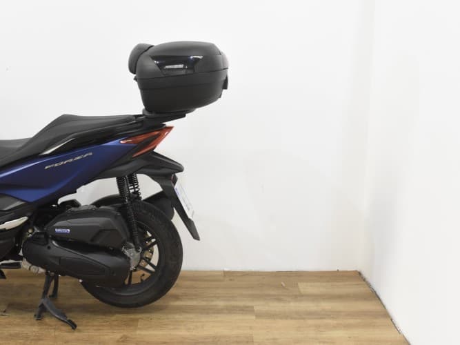 HONDA FORZA 125 2023 de segunda mano