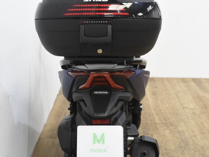 HONDA FORZA 125 2023 de segunda mano