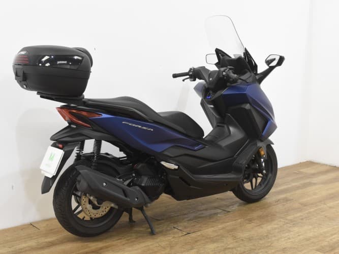 HONDA FORZA 125 2023 de segunda mano