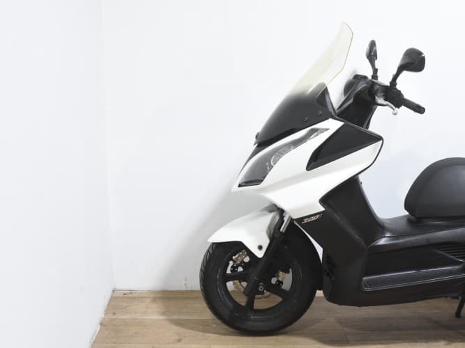 Comprar KYMCO SUPER DINK 300I 2011 de segunda mano KYMCO SUPER DINK 300I 2011 de segunda mano