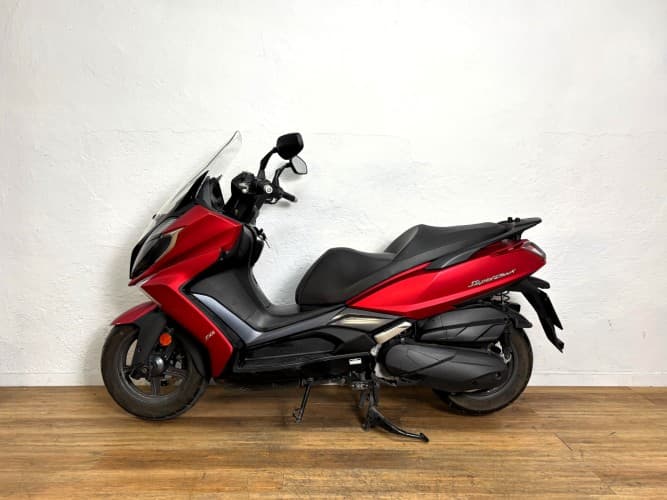 Comprar KYMCO SUPER DINK 350 2018 de segunda mano KYMCO SUPER DINK 350 2018 de segunda mano