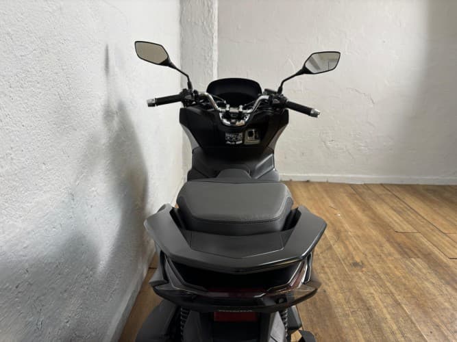 HONDA PCX 125 2023 de segunda mano