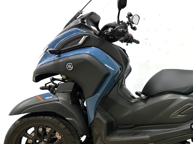 Comprar YAMAHA TRICITY 300 2024 de segunda mano YAMAHA TRICITY 300 2024 de segunda mano