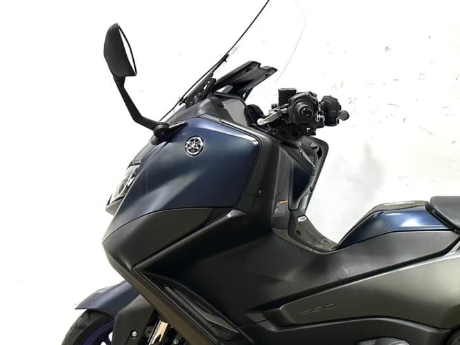 Comprar YAMAHA TMAX 560 2022 de segunda mano YAMAHA TMAX 560 2022 de segunda mano
