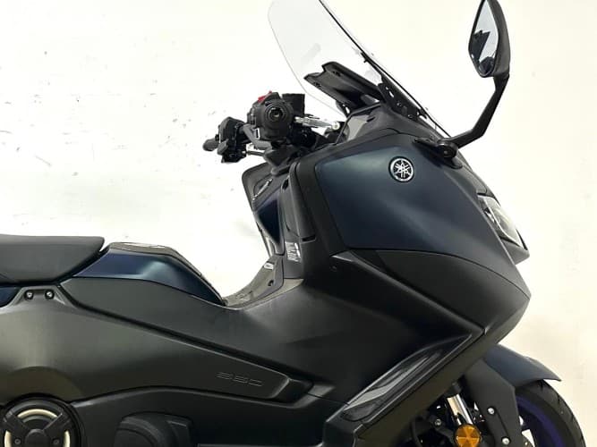 Comprar YAMAHA TMAX 560 2022 de segunda mano YAMAHA TMAX 560 2022 de segunda mano