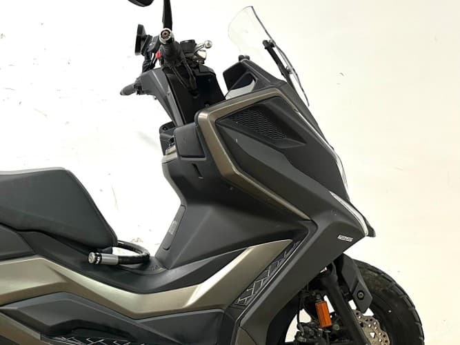 Comprar KYMCO DTX 125 2022 de segunda mano KYMCO DTX 125 2022 de segunda mano