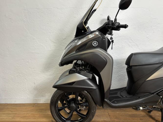 Comprar YAMAHA TRICITY 125 2019 de segunda mano YAMAHA TRICITY 125 2019 de segunda mano