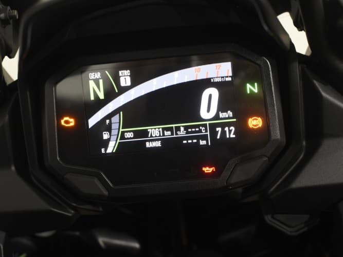 Comprar KAWASAKI VERSYS 650 (A2) 2024 de segunda mano KAWASAKI VERSYS 650 (A2) 2024 de segunda mano