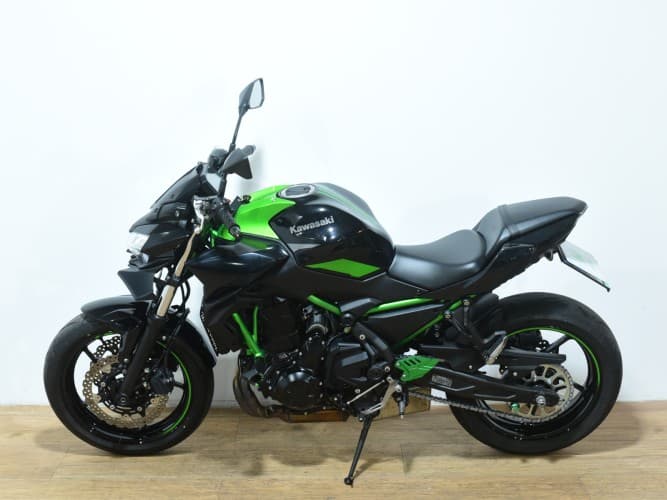 Comprar KAWASAKI Z 650 (A2) 2022 de segunda mano KAWASAKI Z 650 (A2) 2022 de segunda mano
