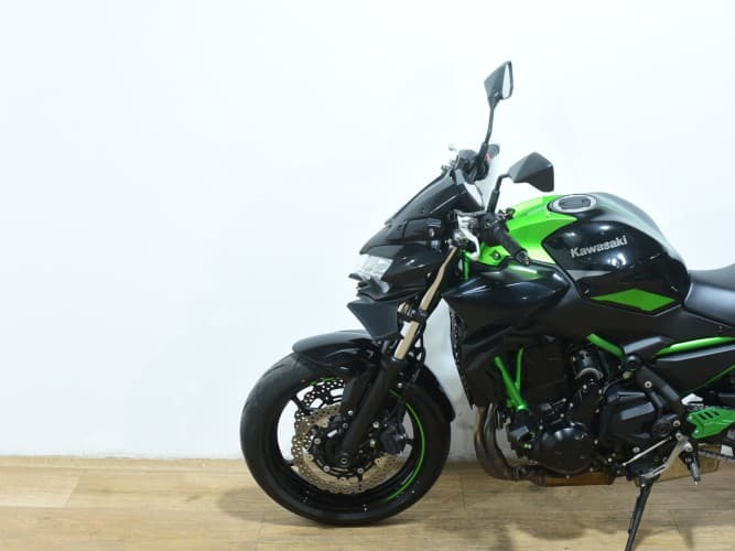 Comprar KAWASAKI Z 650 (A2) 2022 de segunda mano KAWASAKI Z 650 (A2) 2022 de segunda mano