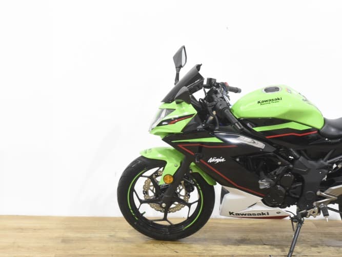 KAWASAKI NINJA 125 2022 de segunda mano