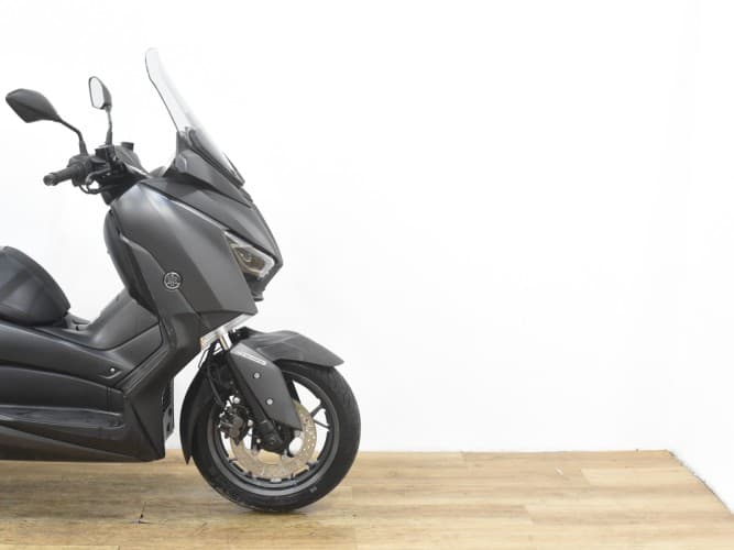 YAMAHA XMAX 125 2018 de segunda mano