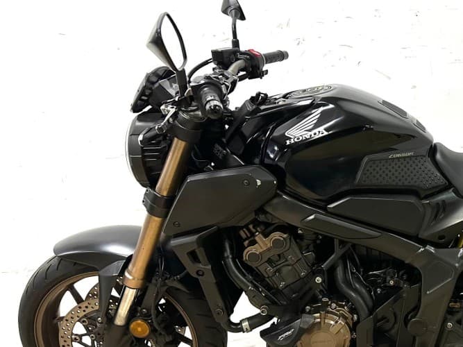 Comprar HONDA CB 650 R (A) 2019 de segunda mano HONDA CB 650 R (A) 2019 de segunda mano