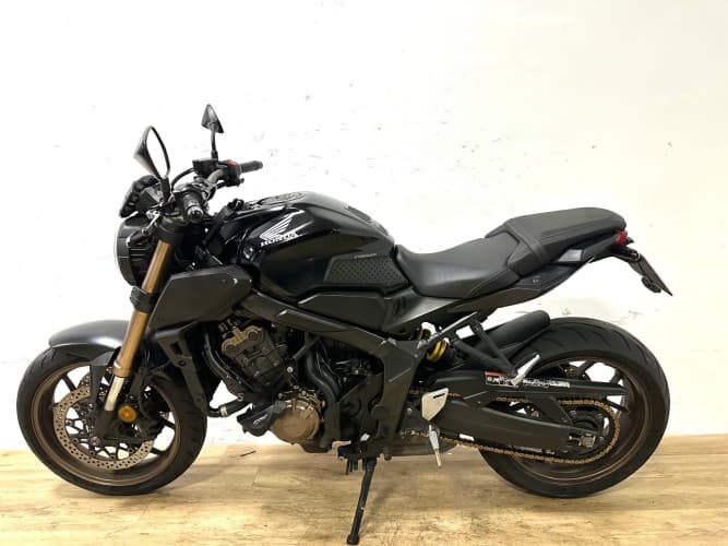Comprar HONDA CB 650 R (A) 2019 de segunda mano HONDA CB 650 R (A) 2019 de segunda mano