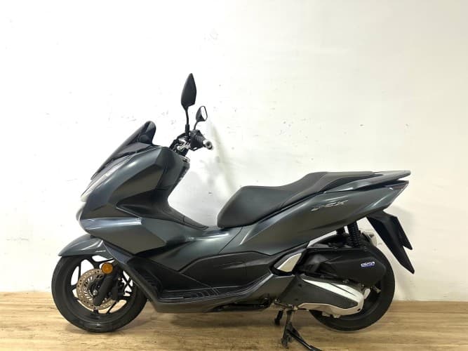 Comprar HONDA PCX 125 2021 de segunda mano HONDA PCX 125 2021 de segunda mano