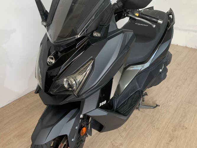 SYM CRUISYM 300 2019 de segunda mano