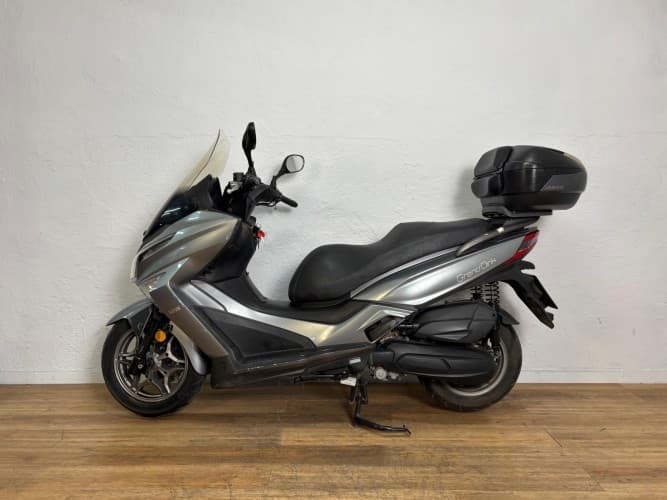 KYMCO GRAND DINK 125 2017 de segunda mano