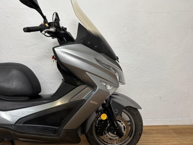 KYMCO GRAND DINK 125 2017 de segunda mano