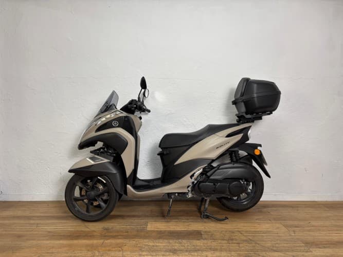 YAMAHA TRICITY 125 (GARANTIA EXTENDIDA HASTA 05/28) 2023 de segunda mano