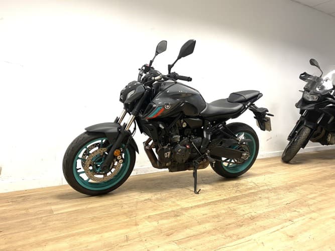 Comprar YAMAHA MT-07 (A2) 2022 de segunda mano YAMAHA MT-07 (A2) 2022 de segunda mano