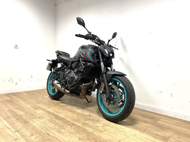 Comprar YAMAHA MT-07 (A2) 2022 de segunda mano YAMAHA MT-07 (A2) 2022 de segunda mano