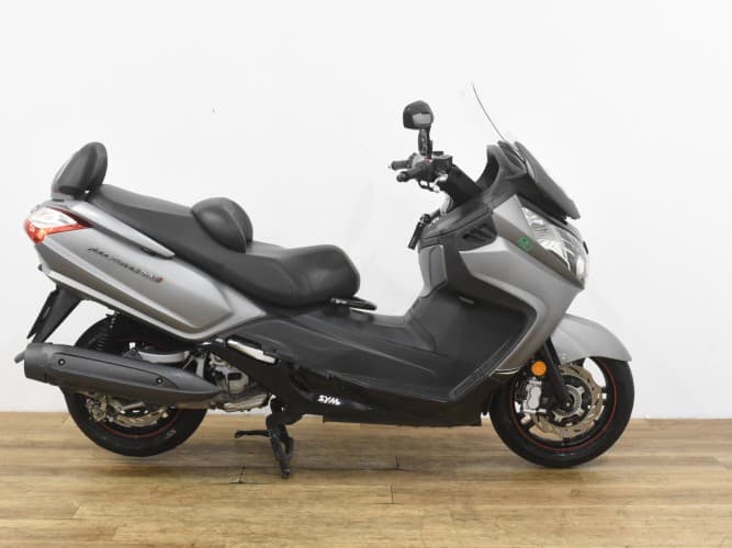 SYM MAXSYM 400 2019 de segunda mano