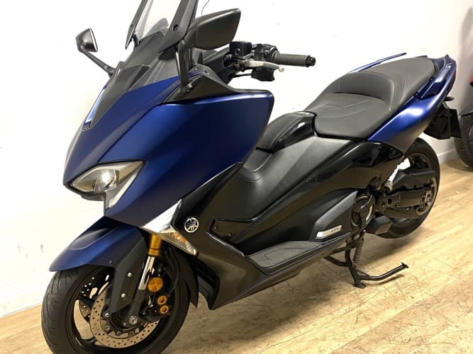 Comprar YAMAHA TMAX 530 DX 2018 de segunda mano YAMAHA TMAX 530 DX 2018 de segunda mano