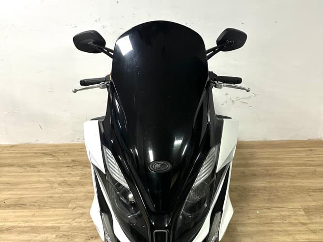 Comprar KYMCO SUPER DINK 350 2018 de segunda mano KYMCO SUPER DINK 350 2018 de segunda mano