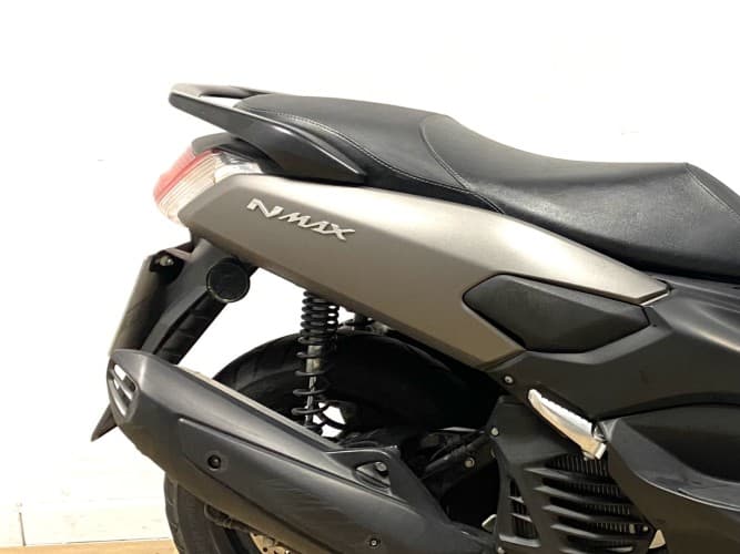 YAMAHA NMAX 125 2020 de segunda mano
