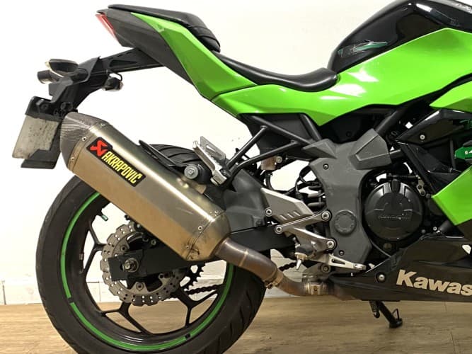 KAWASAKI NINJA 250 SL 2018 de segunda mano