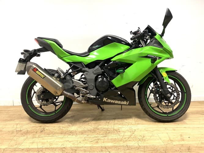 KAWASAKI NINJA 250 SL 2018 de segunda mano