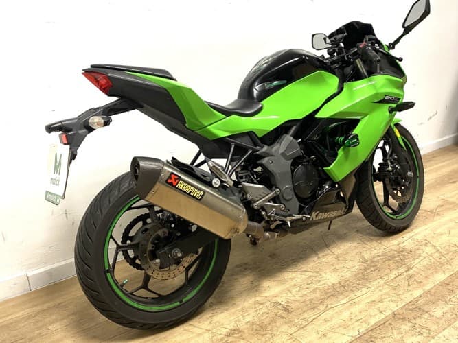 KAWASAKI NINJA 250 SL 2018 de segunda mano