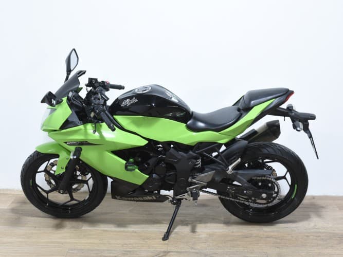 KAWASAKI NINJA 250 SL 2018 de segunda mano