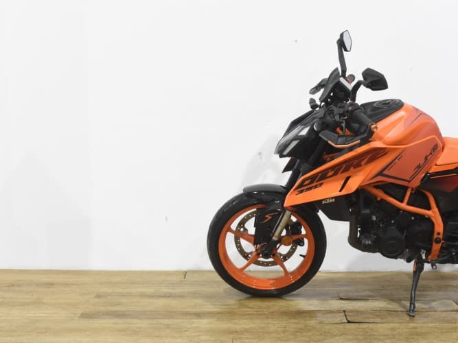 Comprar KTM DUKE 390 2024 de segunda mano KTM DUKE 390 2024 de segunda mano