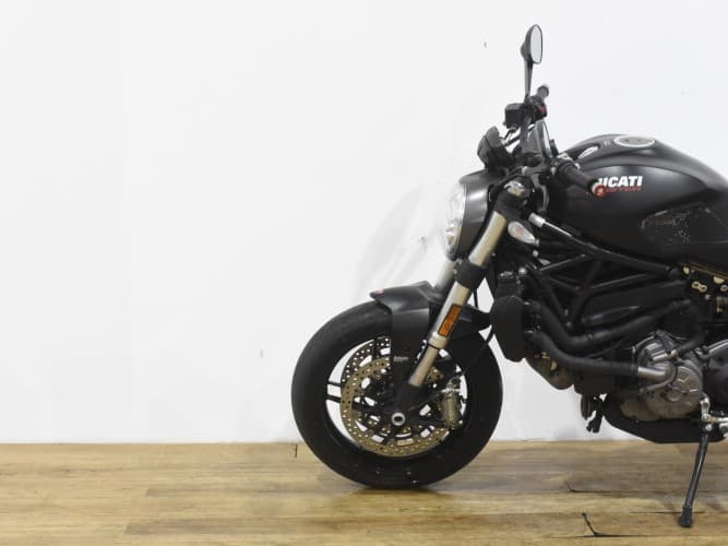 DUCATI MONSTER 821 2021 de segunda mano