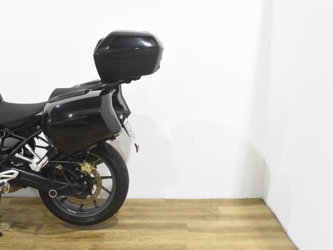 Comprar BMW R 1250 RS (IVA)(3 PACKS + 3 MAL) (TRIPLE BLACK) 2024 de segunda mano BMW R 1250 RS (IVA)(3 PACKS + 3 MAL) (TRIPLE BLACK) 2024 de segunda mano