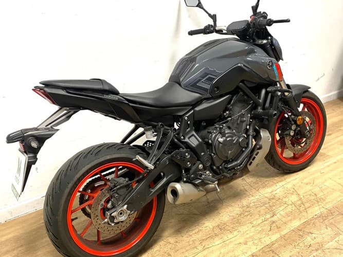 Comprar YAMAHA MT-07 (A2) 2021 de segunda mano YAMAHA MT-07 (A2) 2021 de segunda mano