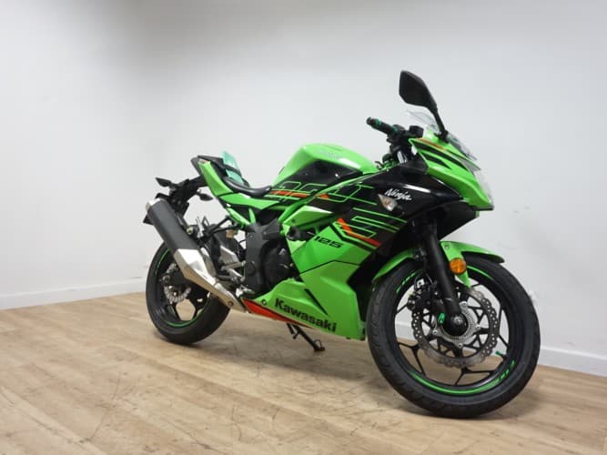 Comprar KAWASAKI NINJA 125 2023 de segunda mano KAWASAKI NINJA 125 2023 de segunda mano